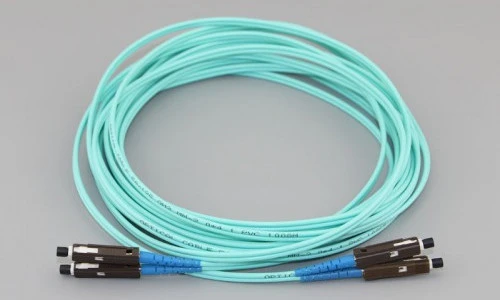 Cavo patch MU in fibra ottica