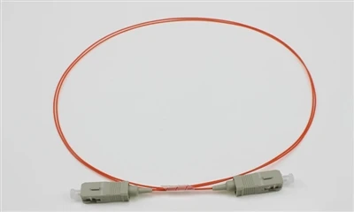 La struttura e la classificazione del ponticello in fibra ottica sono descrit...