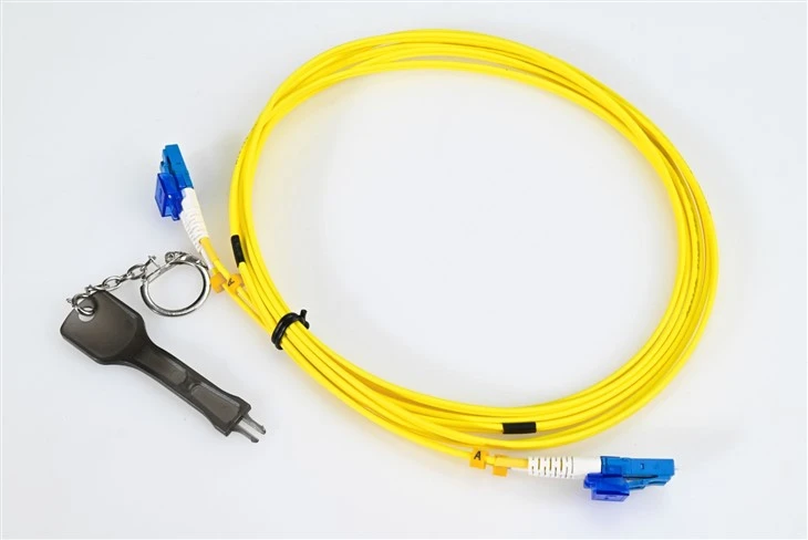 LC UPC to LC APC Hybrid Single Mode Patch Cable with G657A1 Bend-Insensitive Fiber suppliers