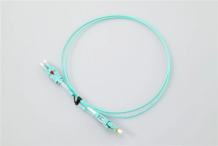 Cavo patch in fibra ottica Lc Uniboot OM3
