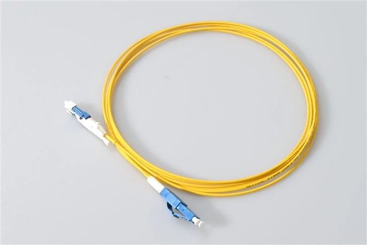 Cavo patch in fibra ottica Lc Uniboot