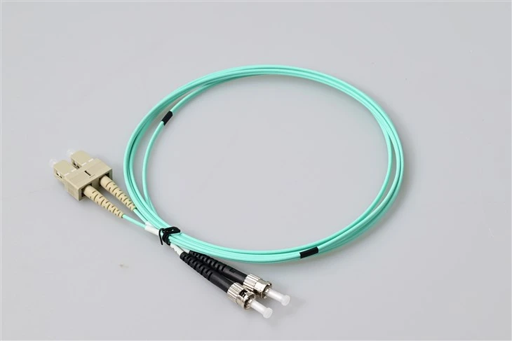 Cavo patch in fibra ottica SC TO ST Duplex OM3