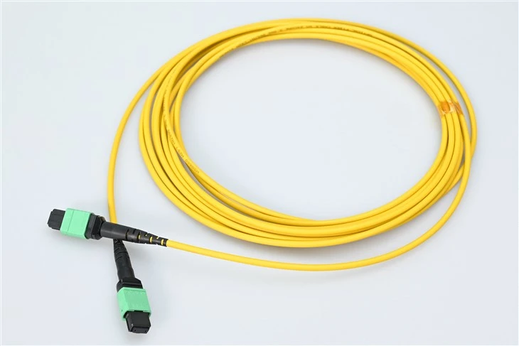 Cavi patch in fibra MTP MPO SM SX GIALLO